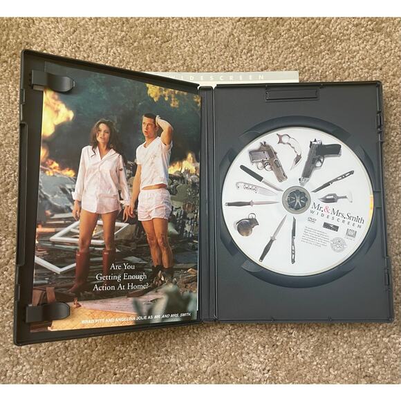 Save! 3/15, 10/25 Mr. & Mrs. Smith DVD Movie - Picture 5 of 5